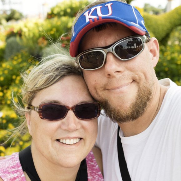 Meet your Poshers Brad and Heather - Picture 13 of 14